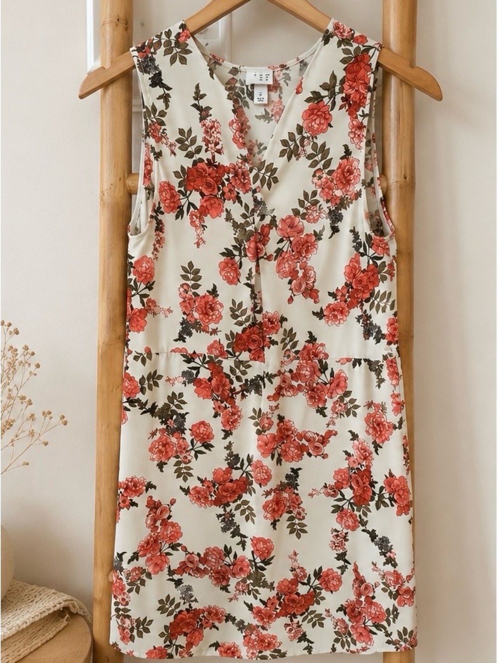 Sleeveless V-Neck Mini Dress in White with blood orange flowers